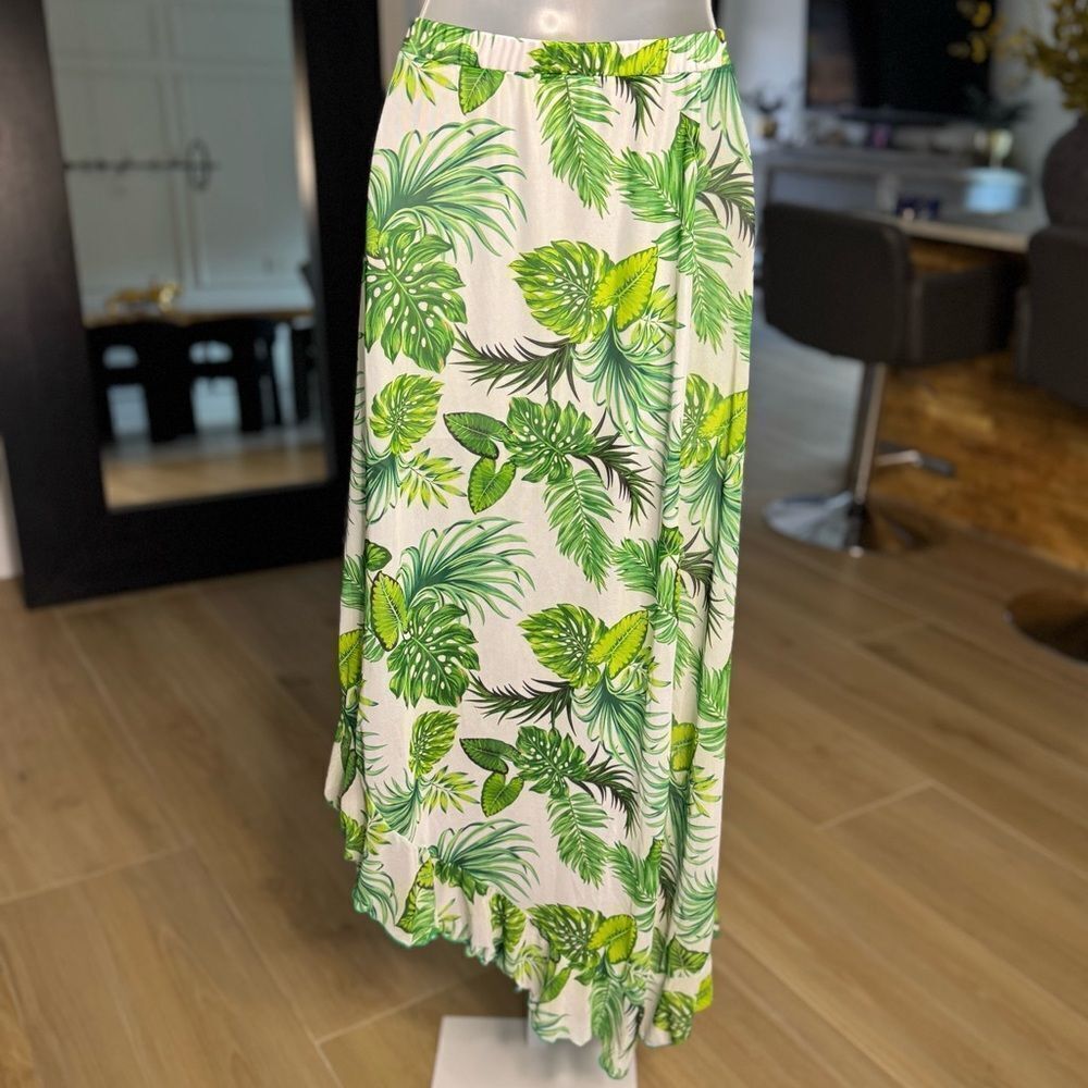 Tropical Ruffle Hem Cover Up, Size Large - Picture 9 of 13